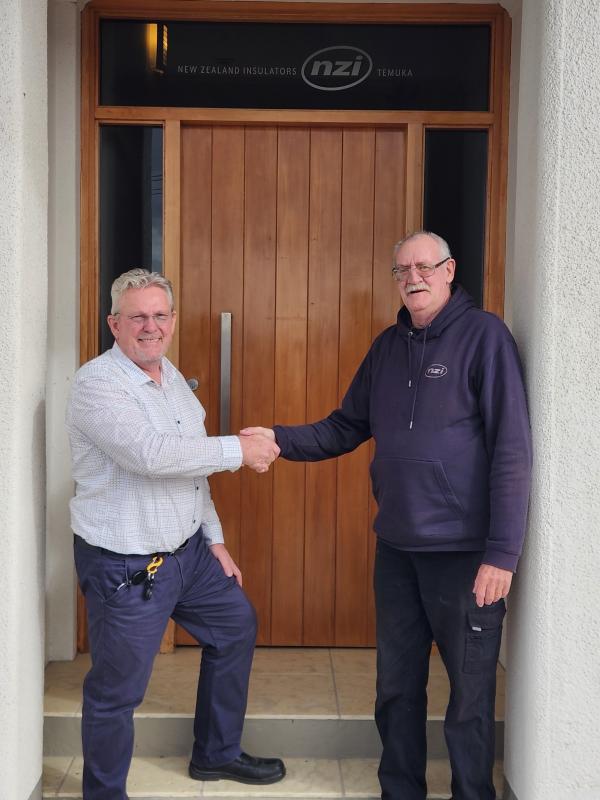 Garry Wills joins the NZI 25 Year Club with a new Gold Watch 09.08.25