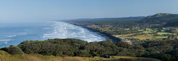 Same shot done better + golf club, by notable NZ landscape photographer John Doogan