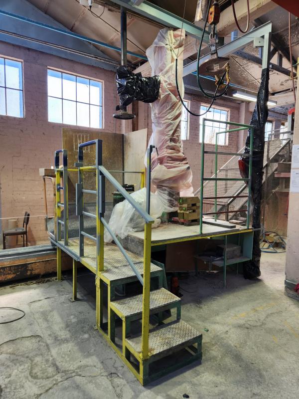 A new loading gantry was added and the machine was prepared for spray painting